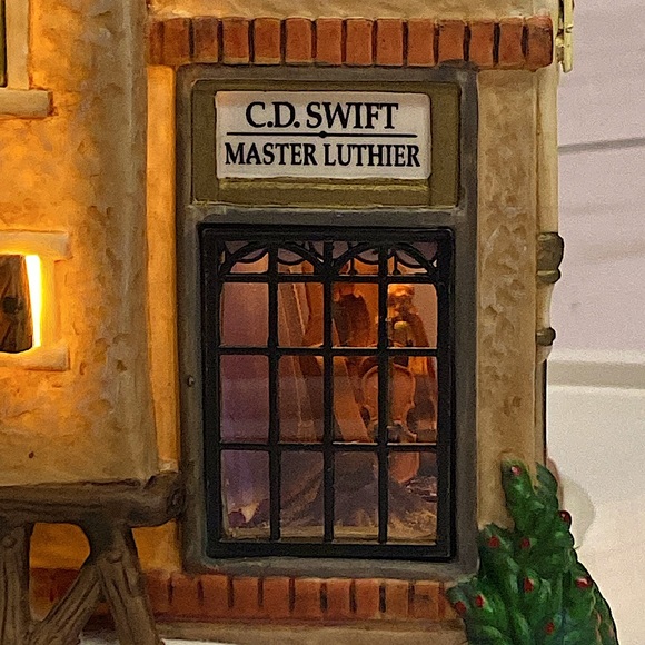 DEPARTMENT 56 - Swifts Stringed Instruments - Heritage Village - Dickens Village - Picture 7 of 12